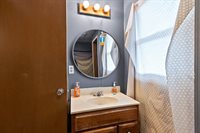 104 East Freeborn Street, Cecil, WI 54111