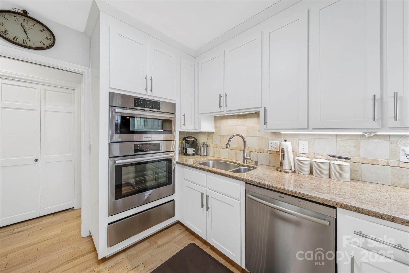 5136 Dunes Court, Charlotte, NC 28226