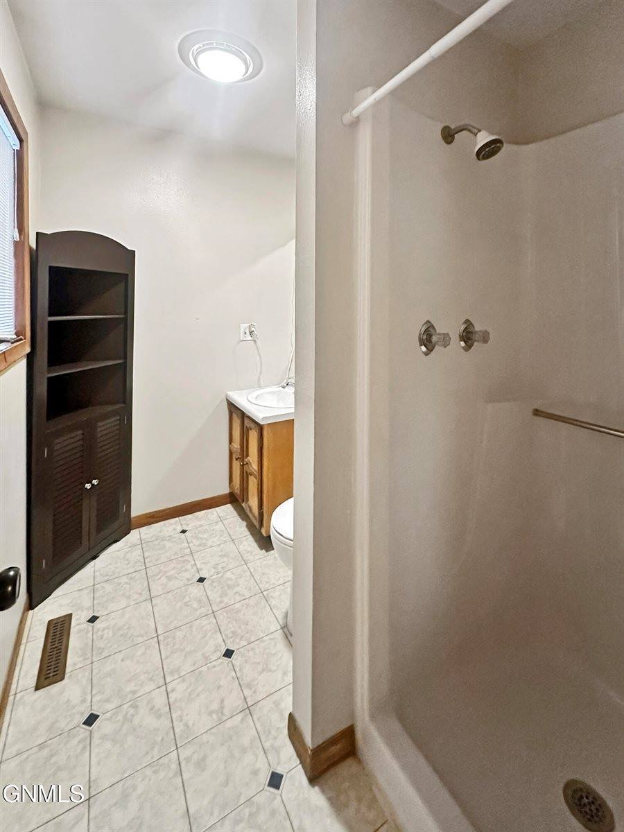 901 6th Street West, Williston, ND 58801