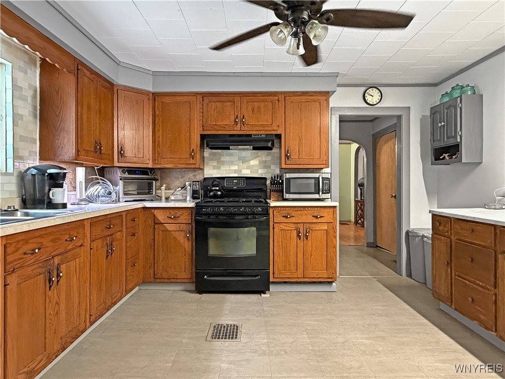 4305 Route 98, Java, NY 14113