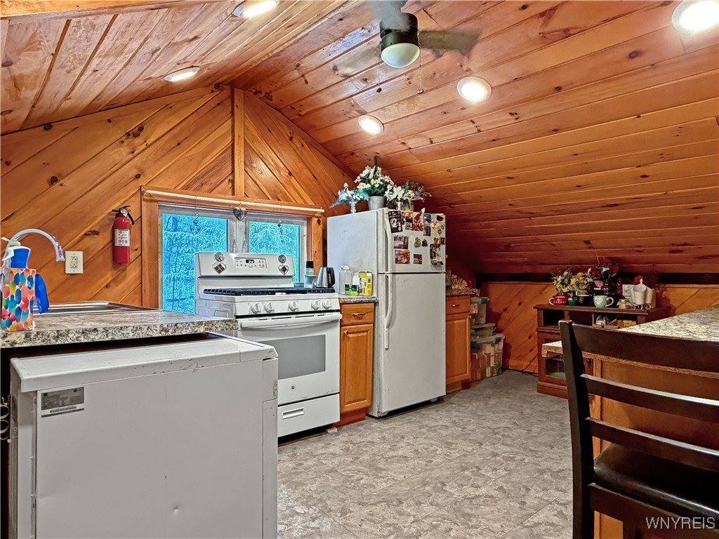 4305 Route 98, Java, NY 14113