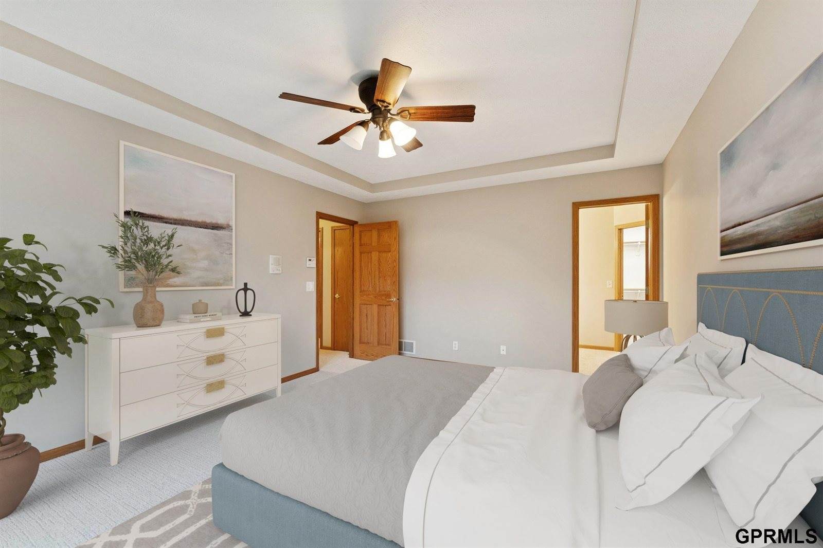 14075 Ellison Avenue, Omaha, NE 68164