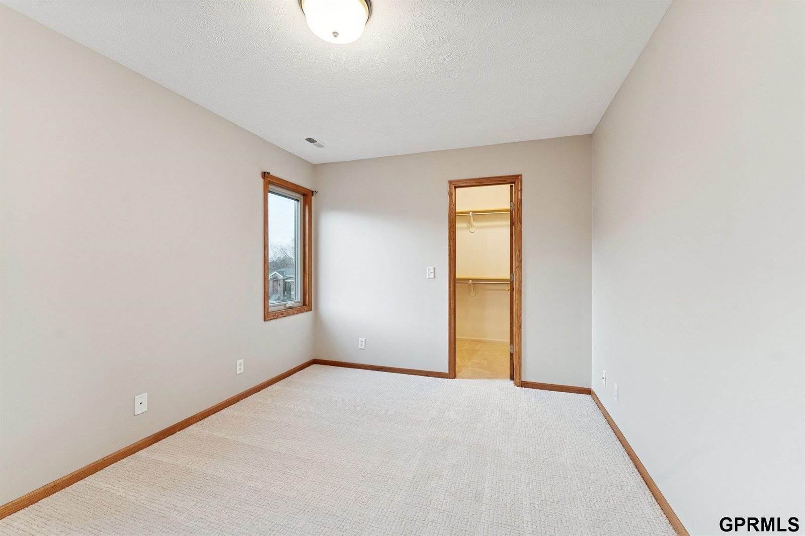 14075 Ellison Avenue, Omaha, NE 68164