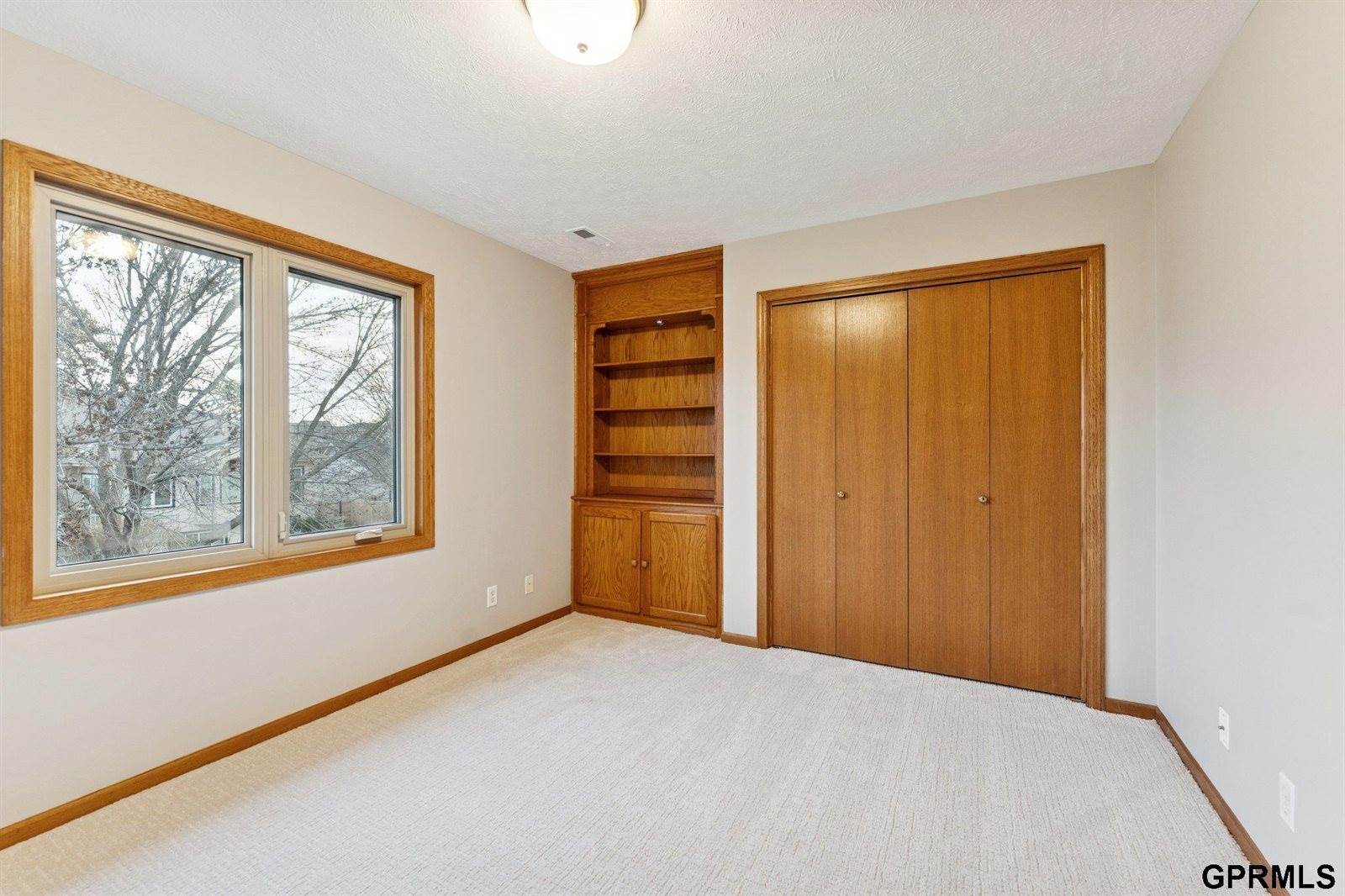 14075 Ellison Avenue, Omaha, NE 68164