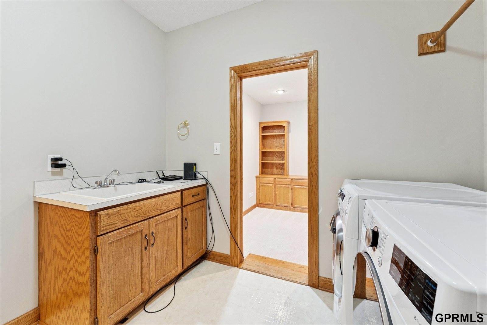 14075 Ellison Avenue, Omaha, NE 68164