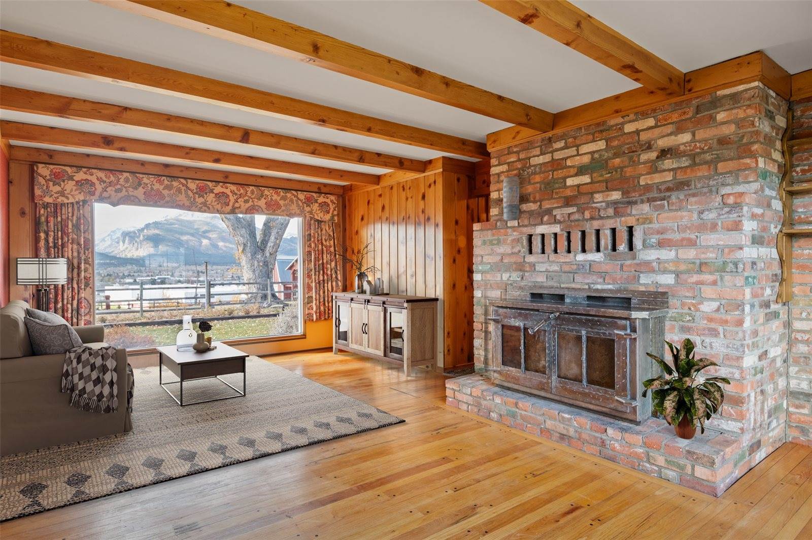 183 Eastside Hwy, Hamilton, MT 59840