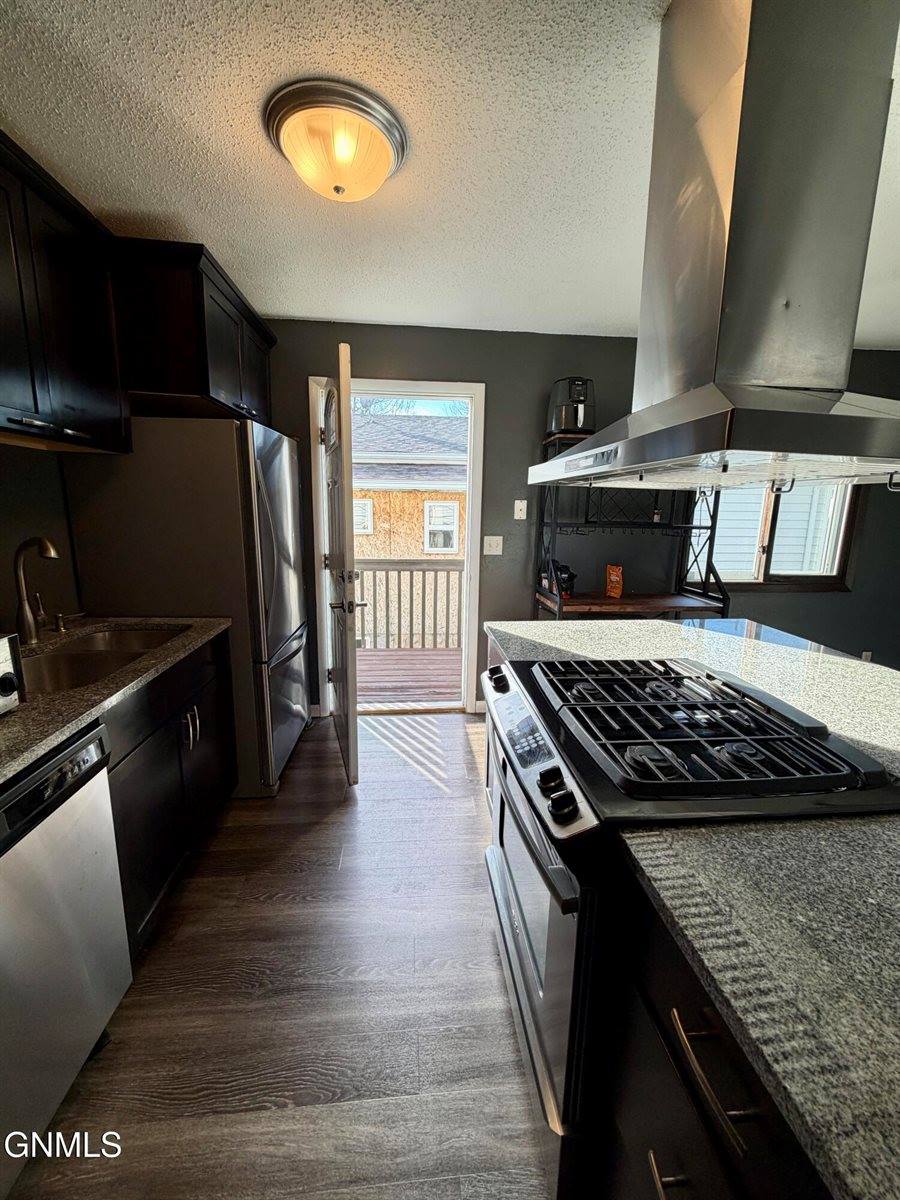 2120 Coulee Drive North, Mandan, ND 58554