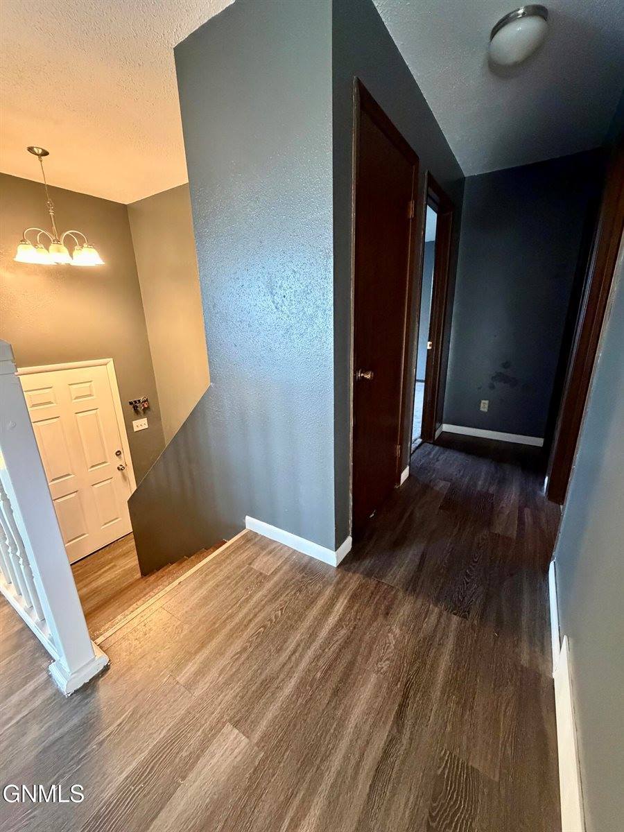 2120 Coulee Drive North, Mandan, ND 58554