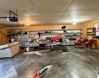2120 Coulee Drive North, Mandan, ND 58554