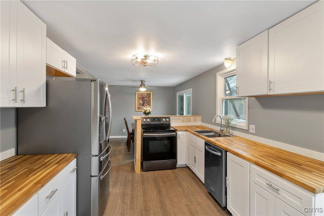 201 Orchard Drive West, Salina, NY 13212