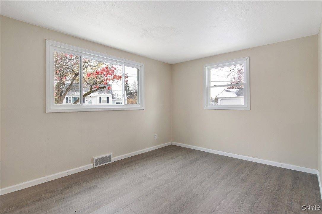 201 Orchard Drive West, Salina, NY 13212