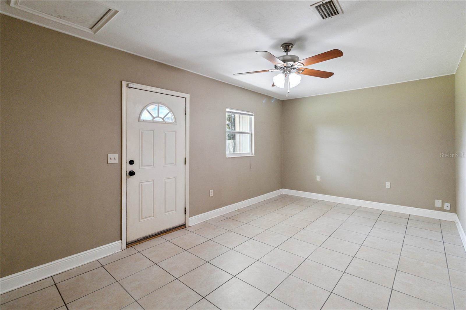 392 Morning Glory Drive, Lake Mary, FL 32746