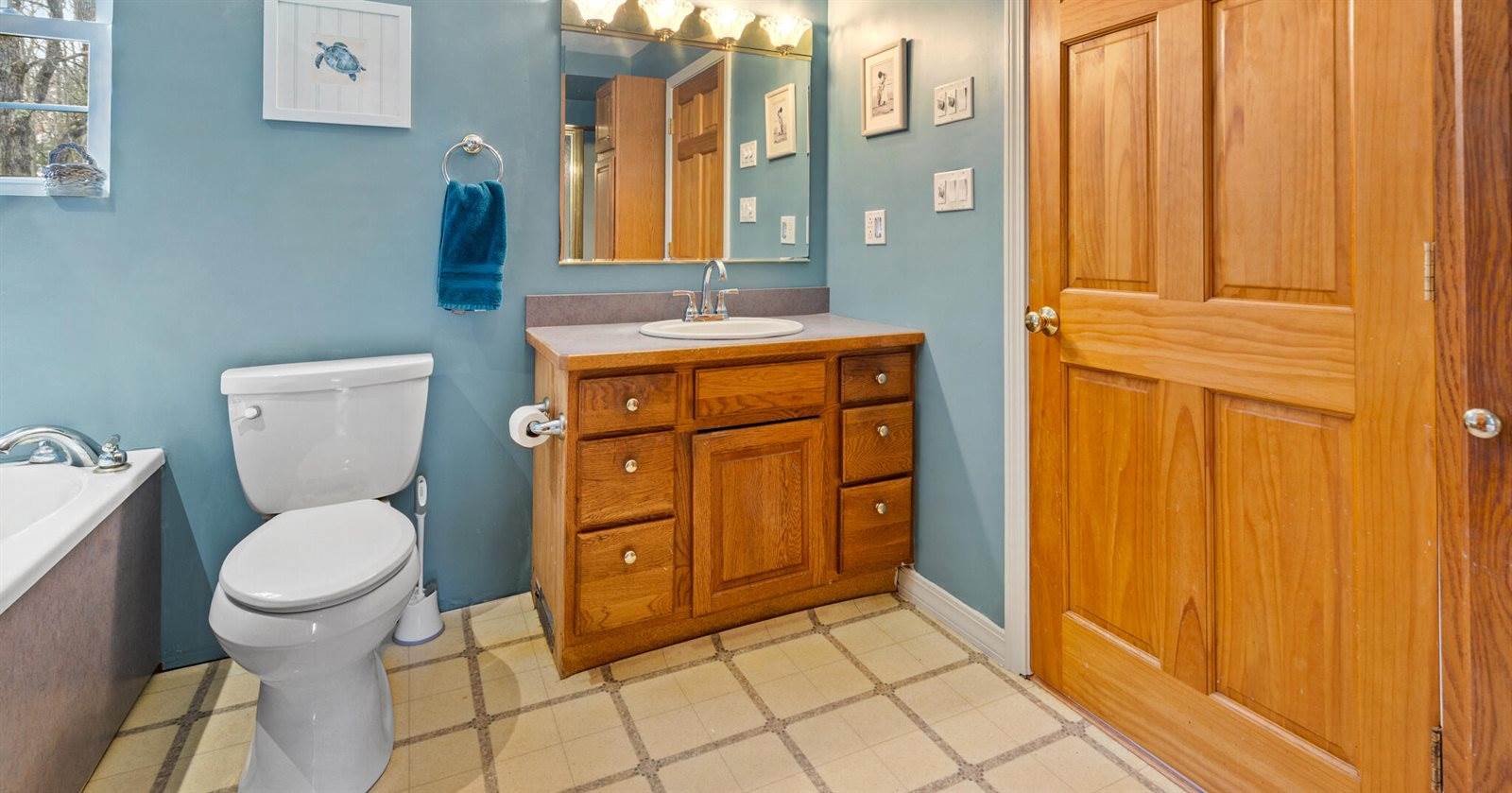 197 Ferry Road, Lewiston, ME 04240