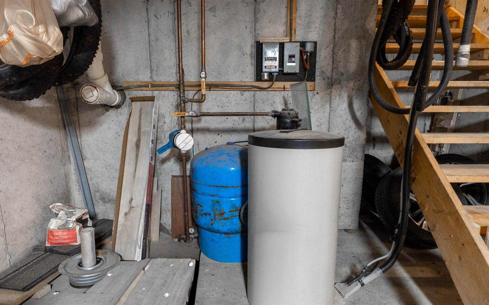 197 Ferry Road, Lewiston, ME 04240