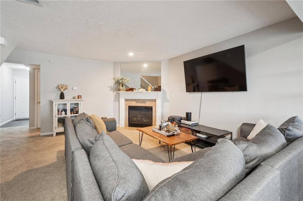 10633 East 46TH Terrace, Kansas City, MO 64133