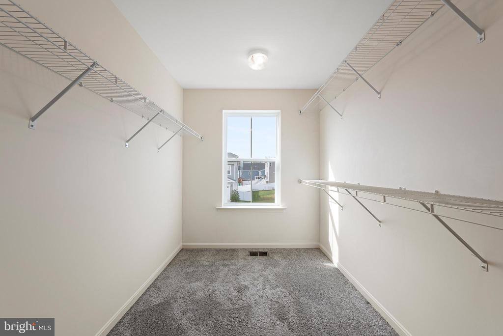 409 Warrenfeltz, Strasburg, VA 22657