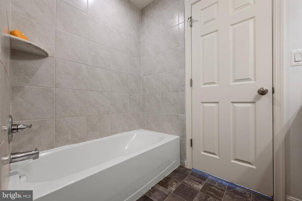 409 Warrenfeltz, Strasburg, VA 22657