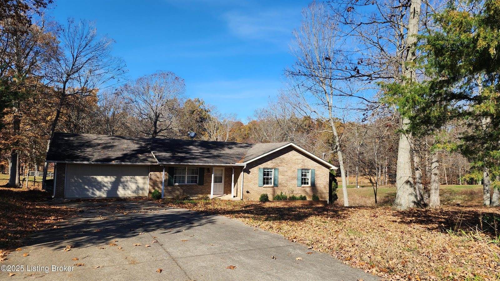 178 Dawson Ln, Radcliff, KY 40160