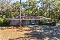 1040 Jocelin Road, Pensacola, FL 32506