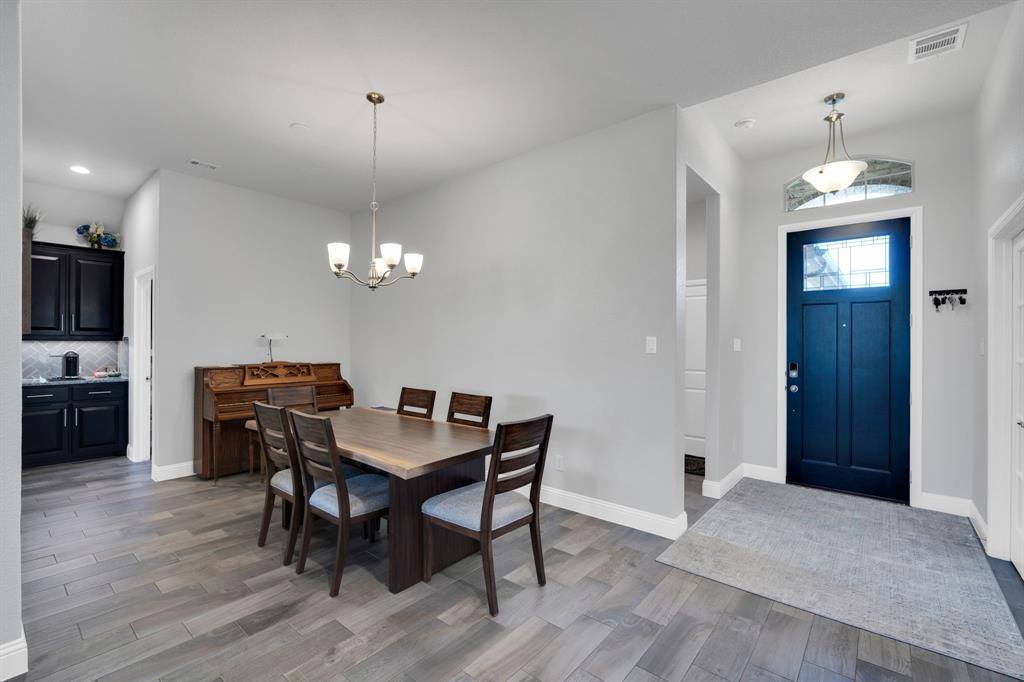 5642 Ranger Drive, Midlothian, TX 76065