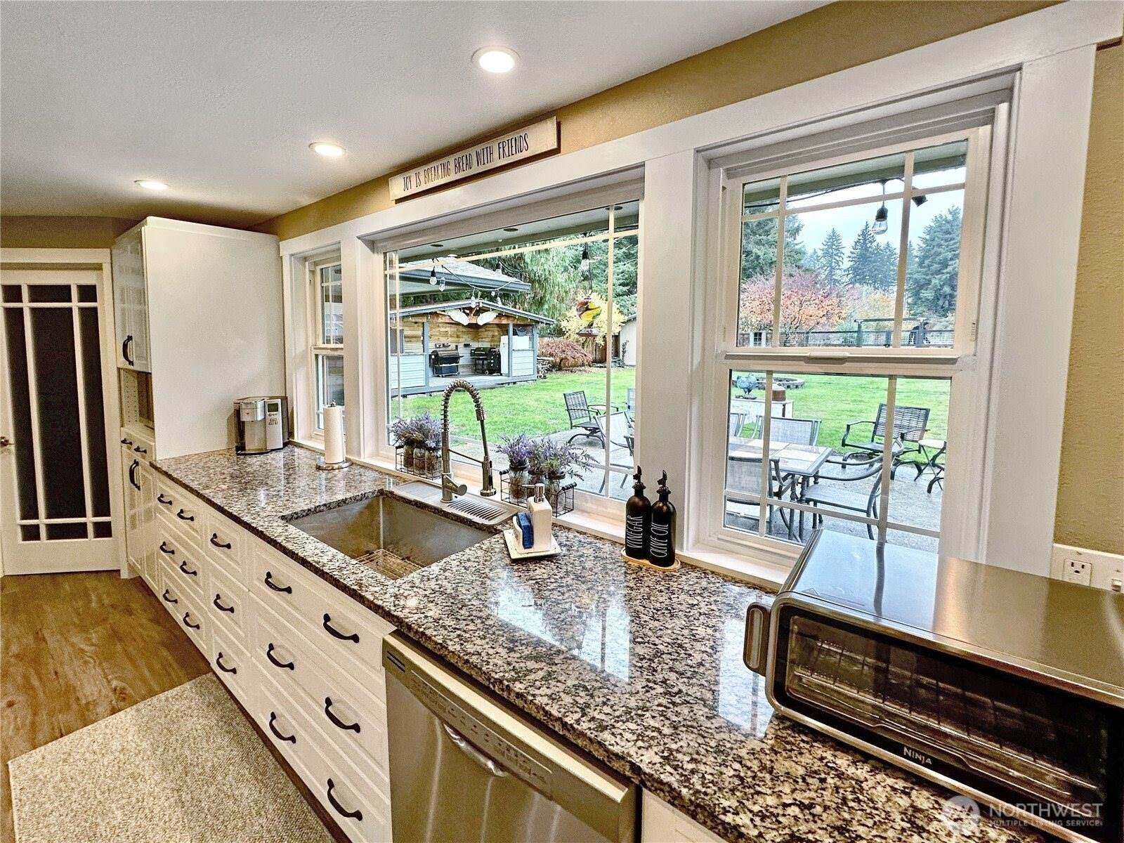 3018 Riverlea Drive SE, Olympia, WA 98501