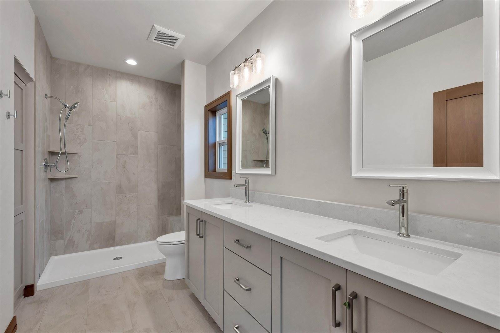 2578 North Stellita Circle, De Pere, WI 54115