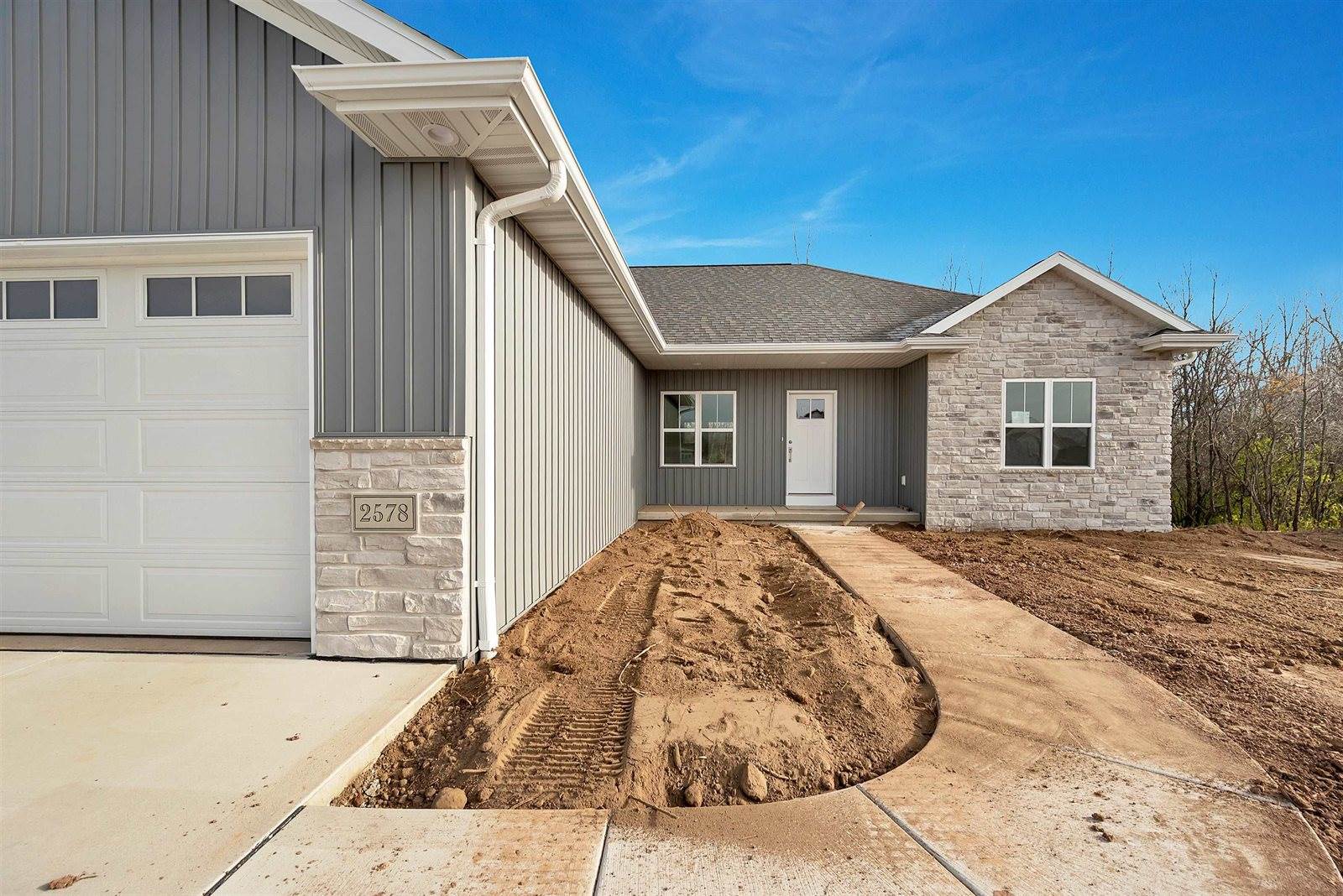 2578 North Stellita Circle, De Pere, WI 54115