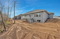 2578 North Stellita Circle, De Pere, WI 54115
