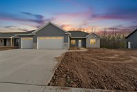 2578 North Stellita Circle, De Pere, WI 54115