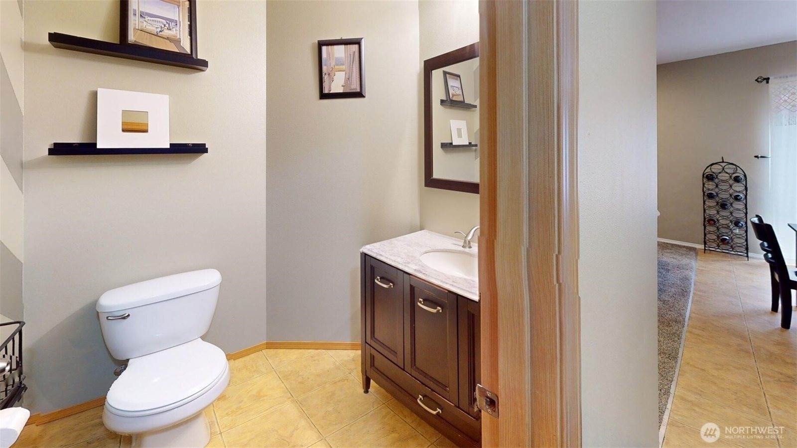 4725 Mount Baker Loop, Mount Vernon, WA 98273