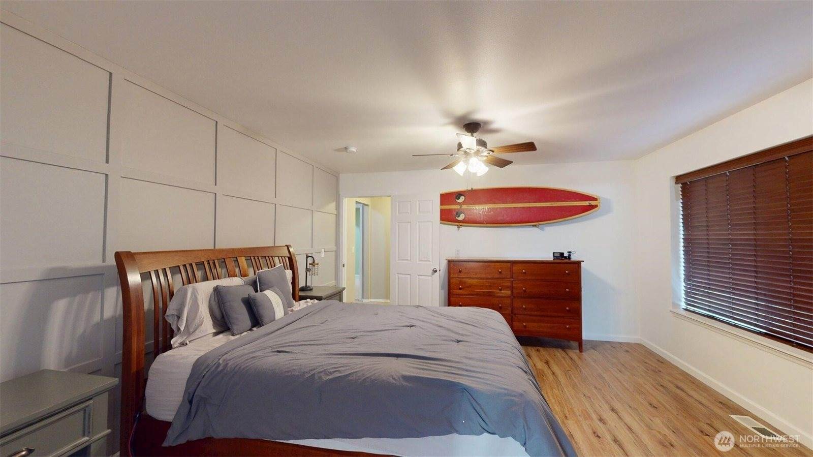 4725 Mount Baker Loop, Mount Vernon, WA 98273