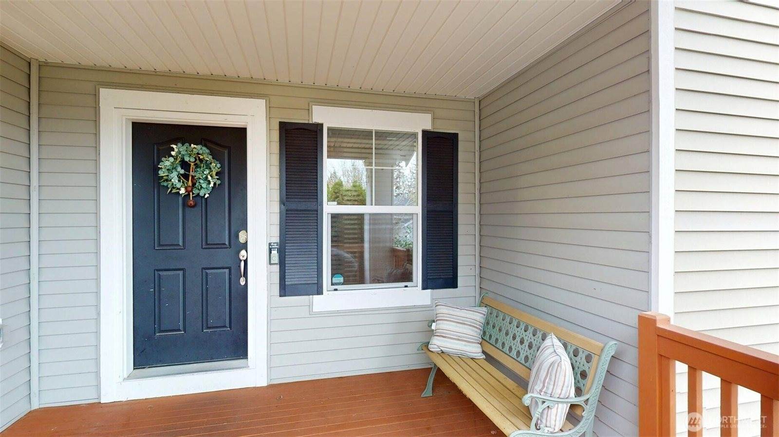 4725 Mount Baker Loop, Mount Vernon, WA 98273