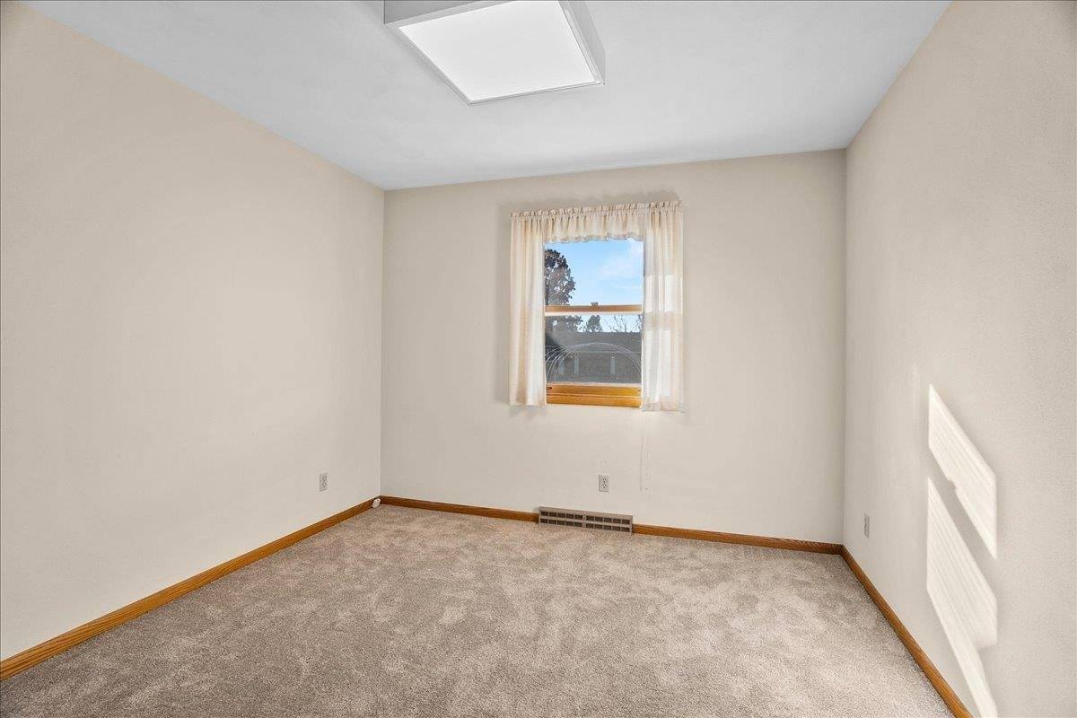 1311 N Wood Avenue, Marshfield, WI 54449