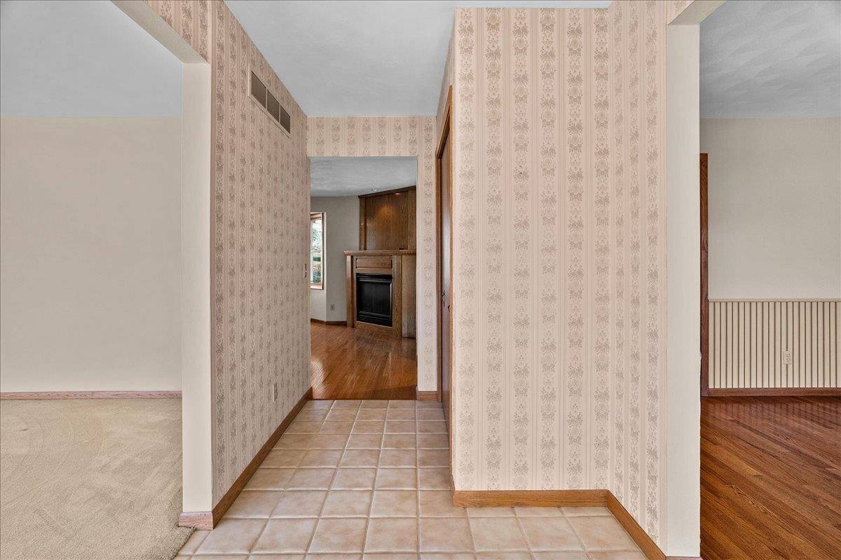 1311 N Wood Avenue, Marshfield, WI 54449