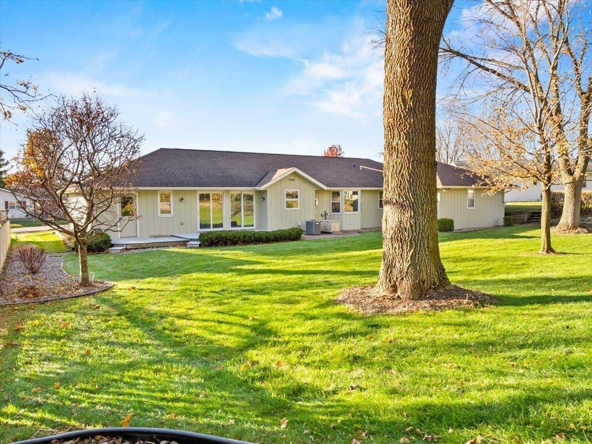 1311 N Wood Avenue, Marshfield, WI 54449