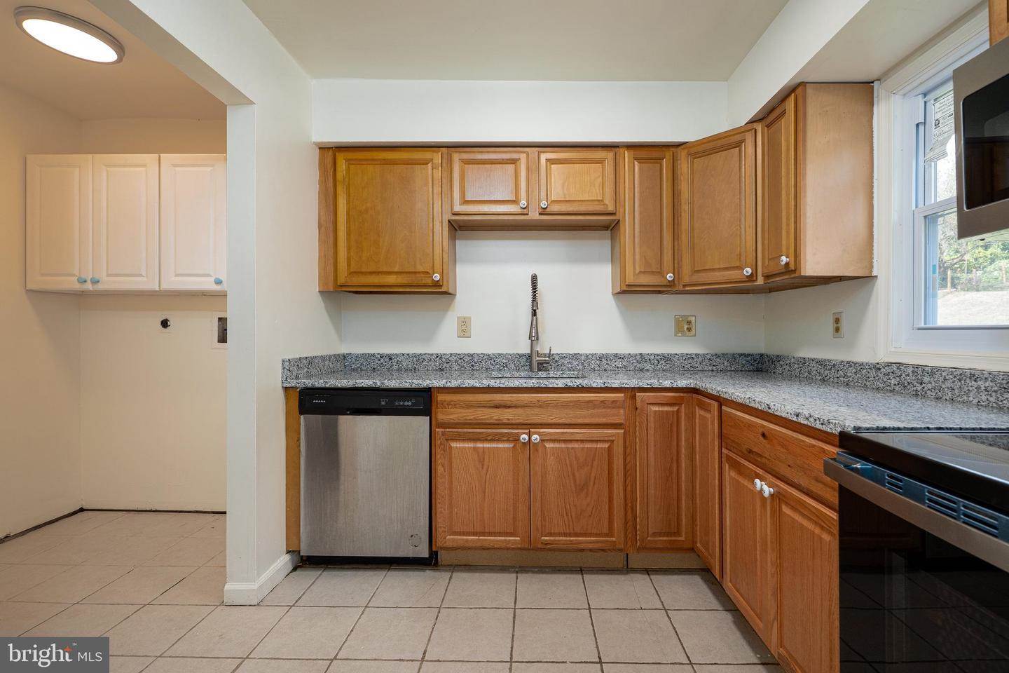 3748 Tudor Dr, Harrisburg, PA 17109