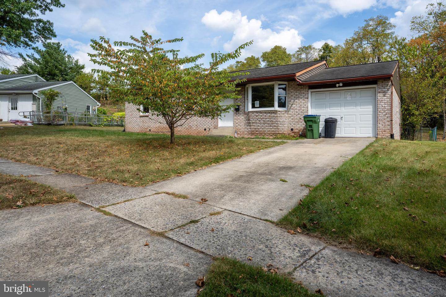 3748 Tudor Dr, Harrisburg, PA 17109