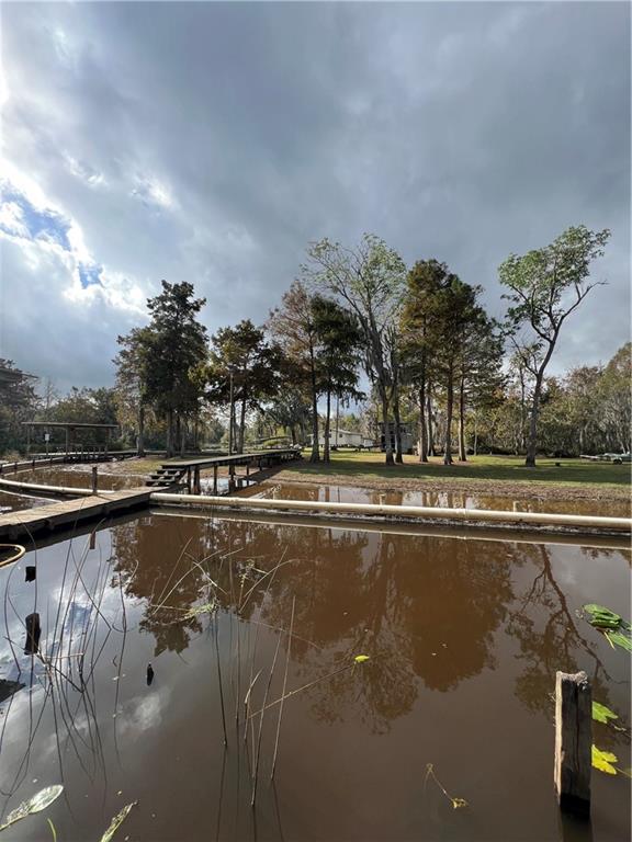 Blind River Camp 85, Saint James, LA 70086