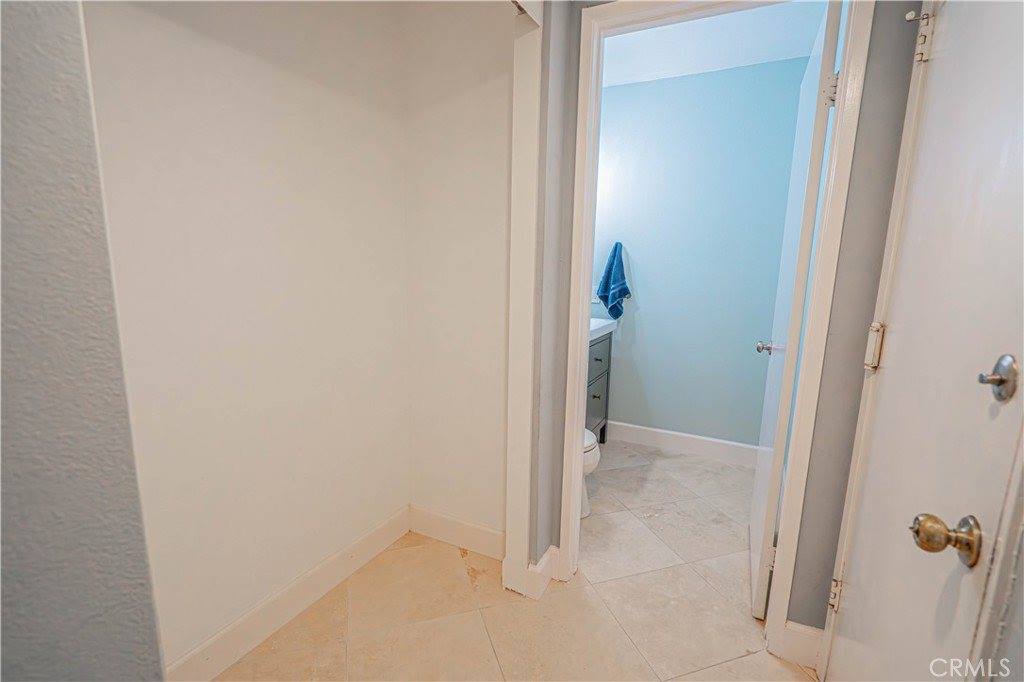 25713 Vista Fairways Drive, Valencia, CA 91355