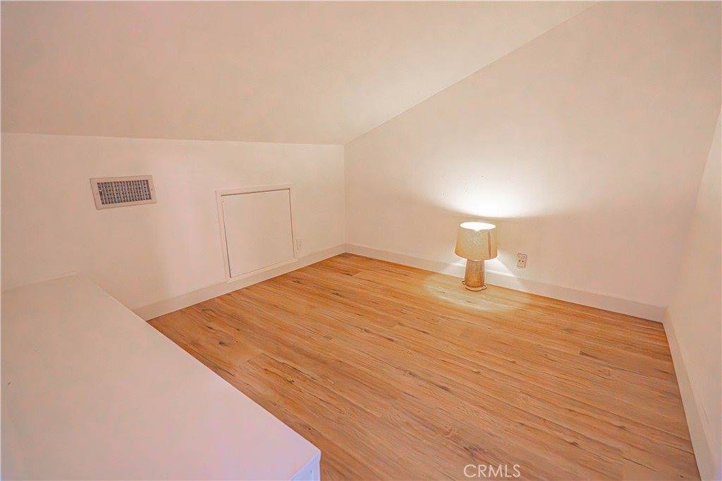 25713 Vista Fairways Drive, Valencia, CA 91355