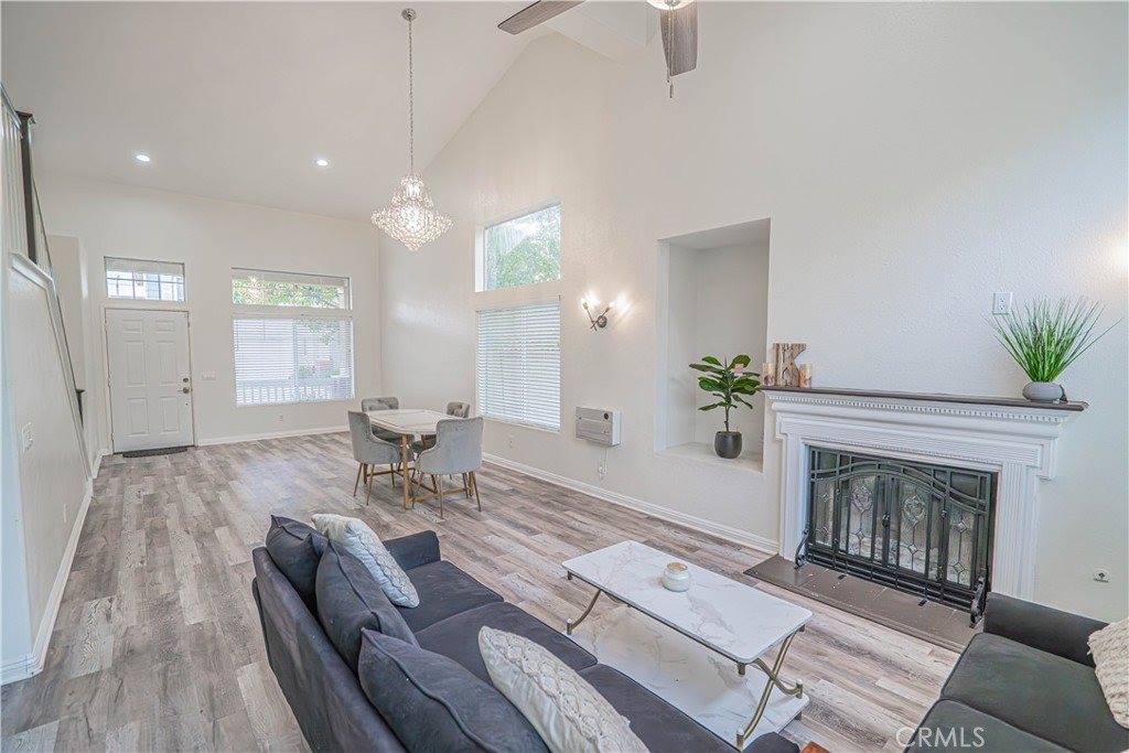 25535 Chisom Lane, Stevenson Ranch, CA 91381