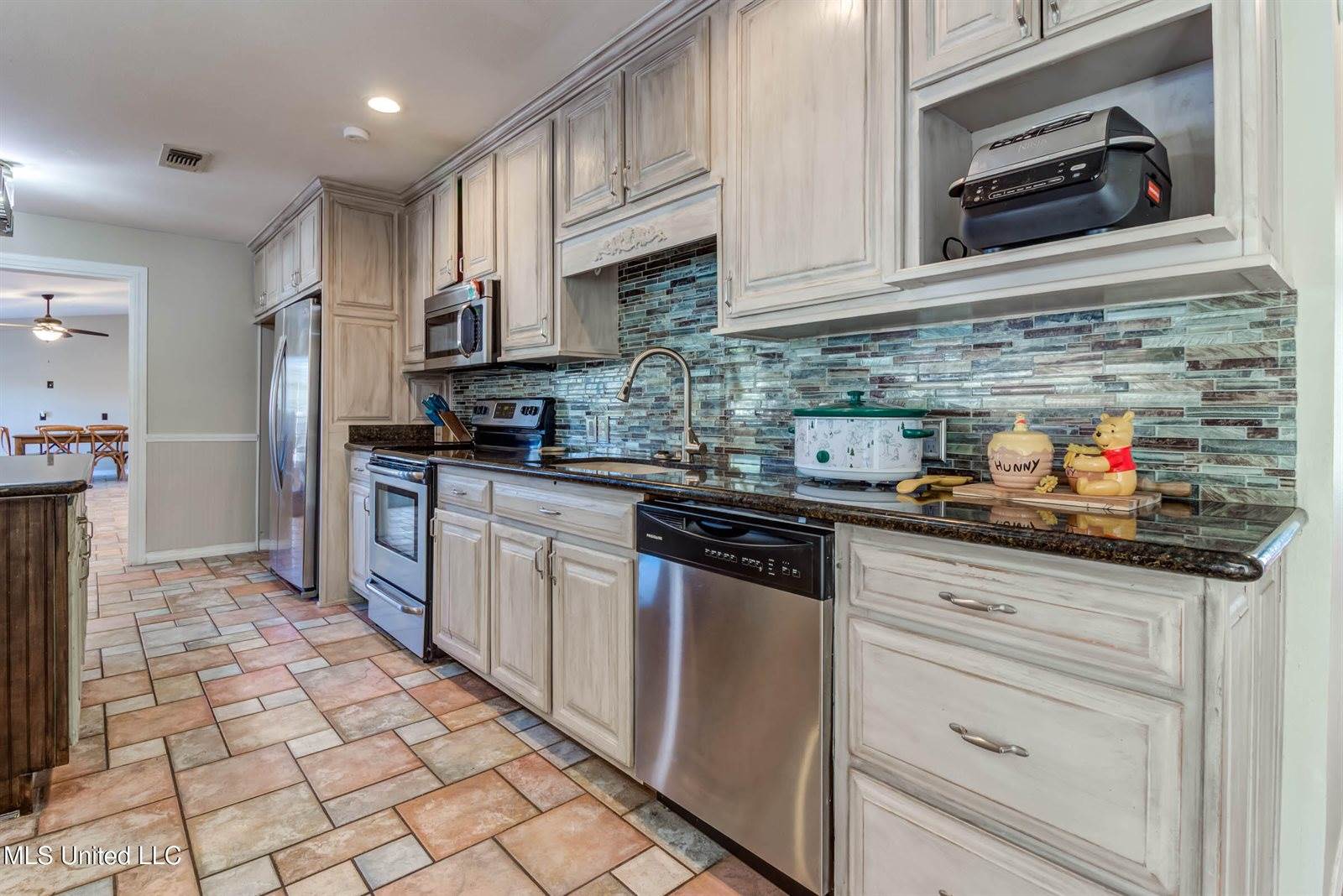 7079 Menge Avenue, Pass Christian, MS 39571