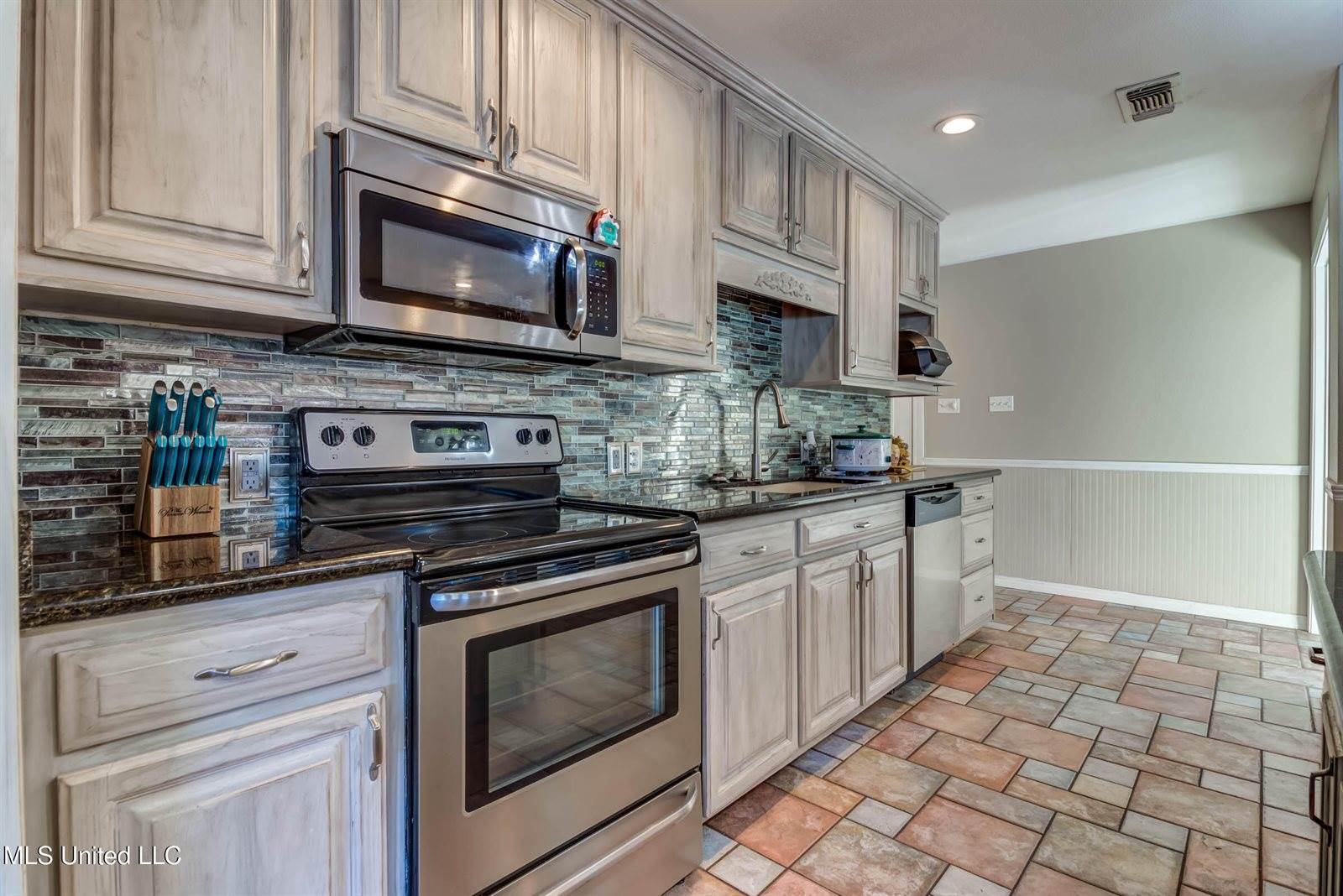 7079 Menge Avenue, Pass Christian, MS 39571