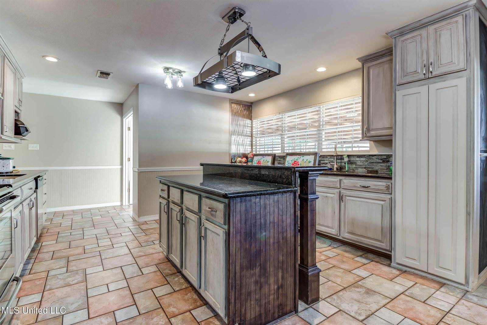 7079 Menge Avenue, Pass Christian, MS 39571