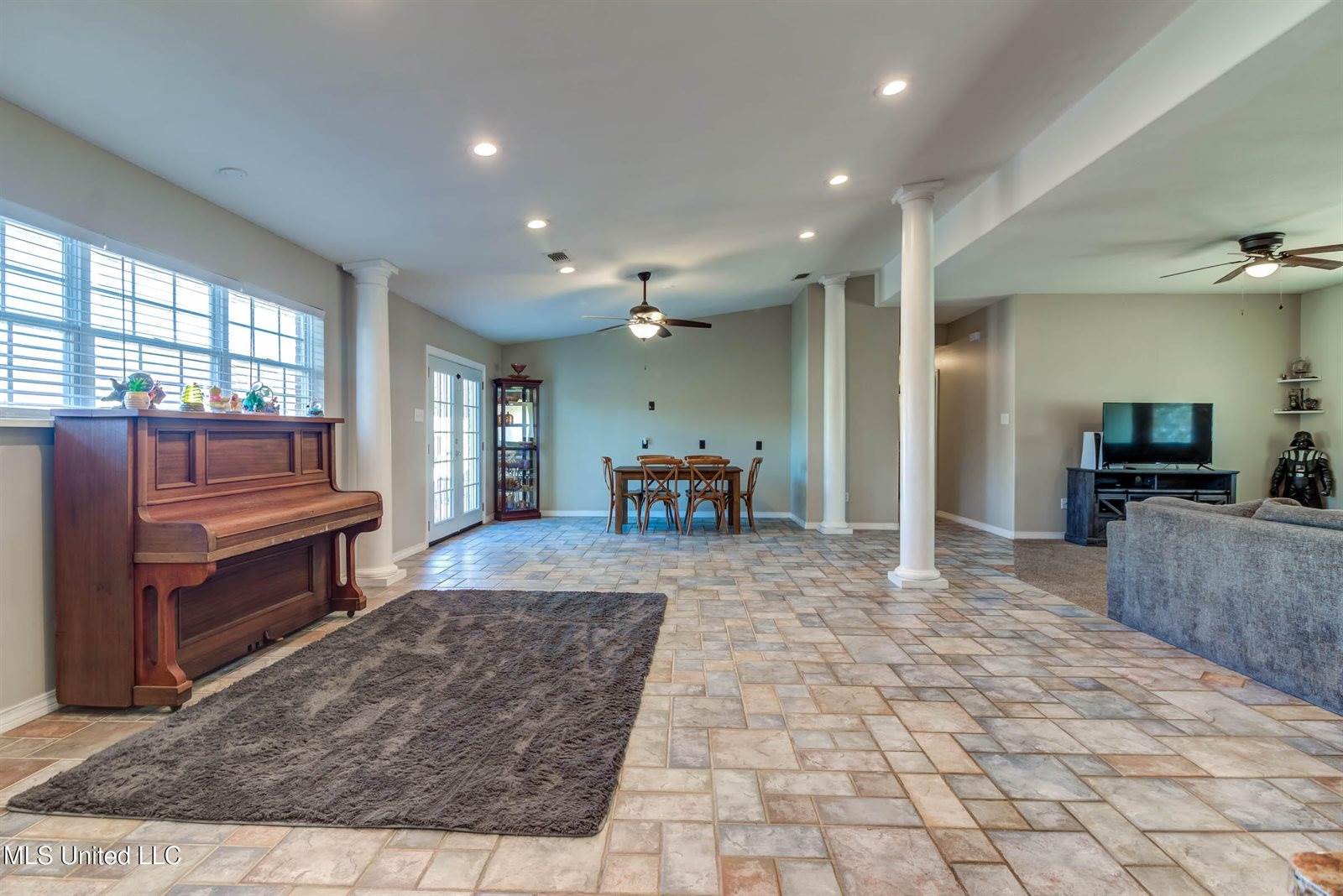 7079 Menge Avenue, Pass Christian, MS 39571