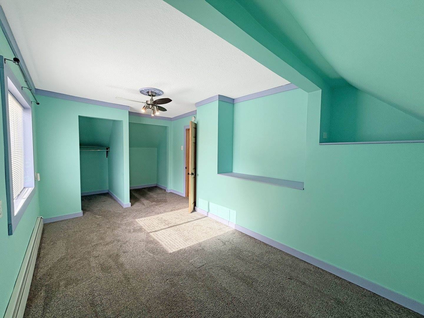 1241 West Pleasant Street, Freeport, IL 61032