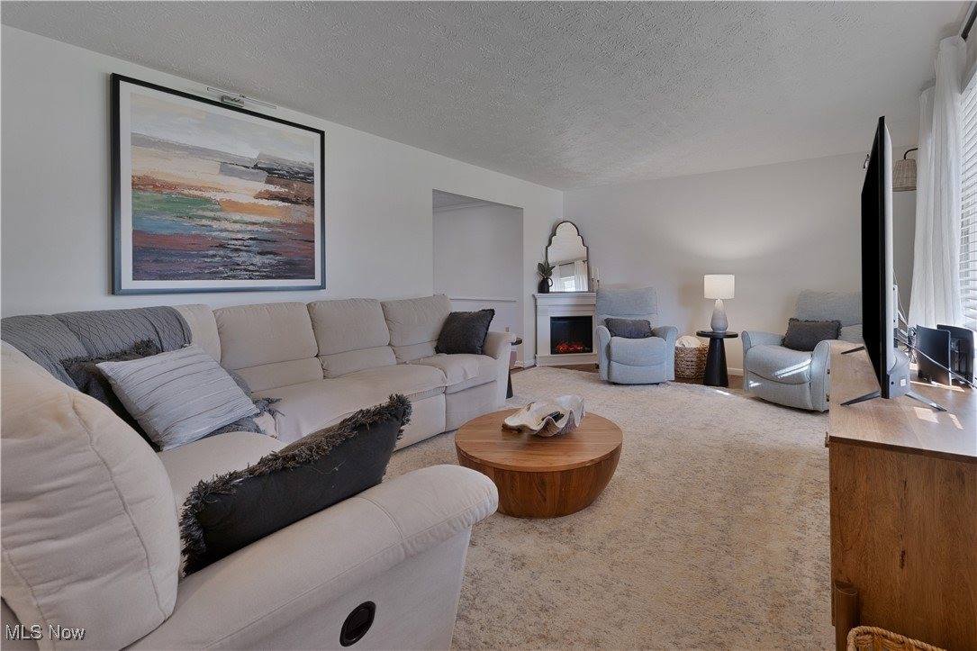 9679 Cain Drive NE, Warren, OH 44484