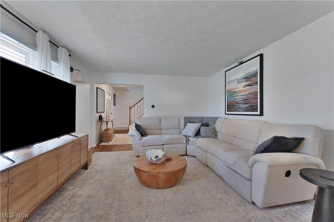 9679 Cain Drive NE, Warren, OH 44484