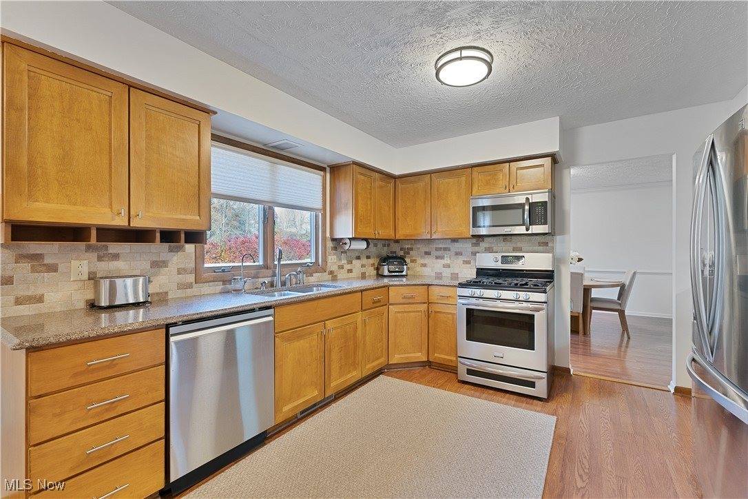 9679 Cain Drive NE, Warren, OH 44484