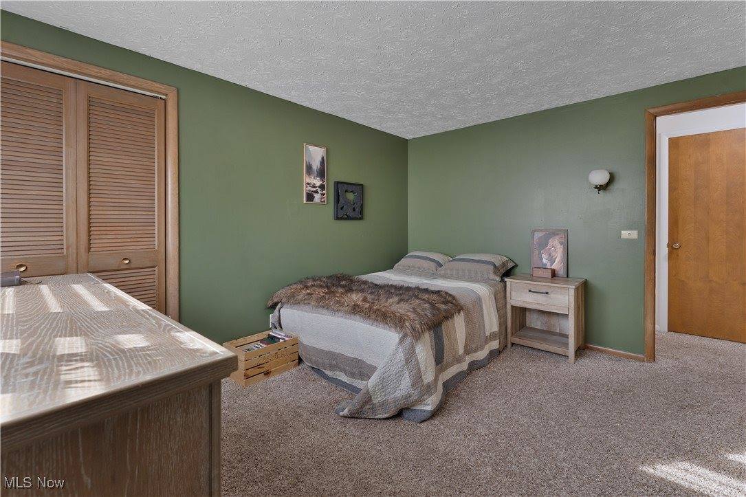 9679 Cain Drive NE, Warren, OH 44484